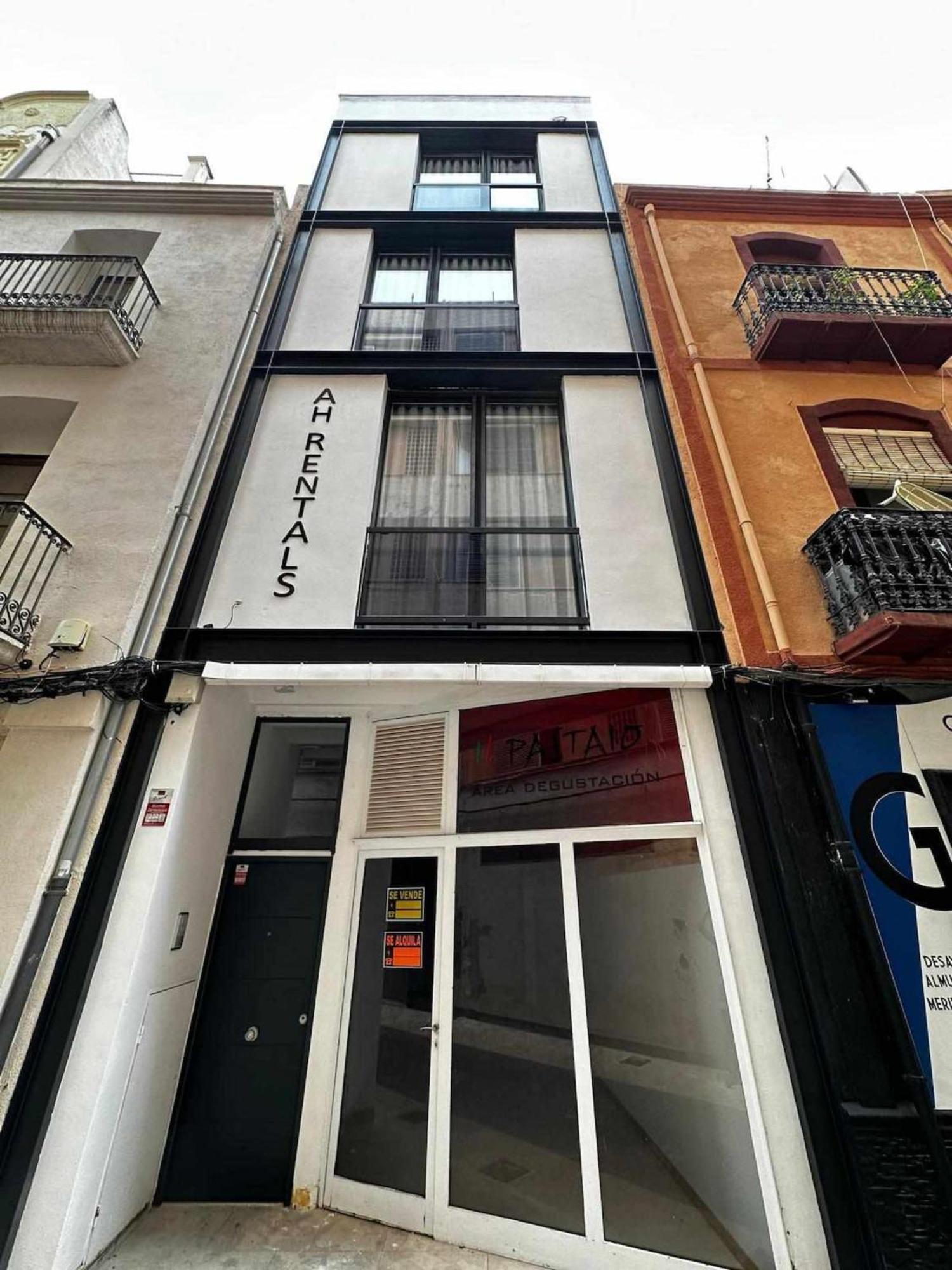 A H Rentals Picasso Apartamento Vinarós Exterior foto