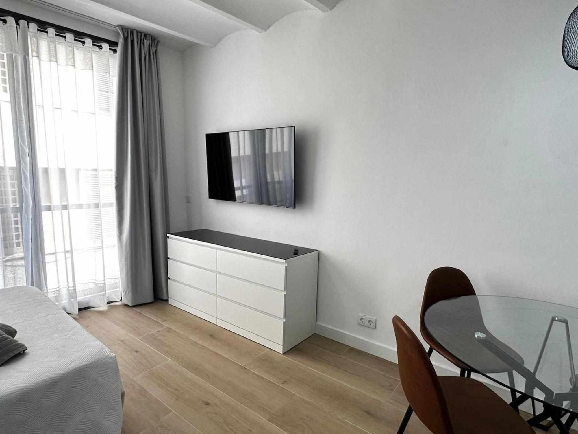 A H Rentals Picasso Apartamento Vinarós Exterior foto