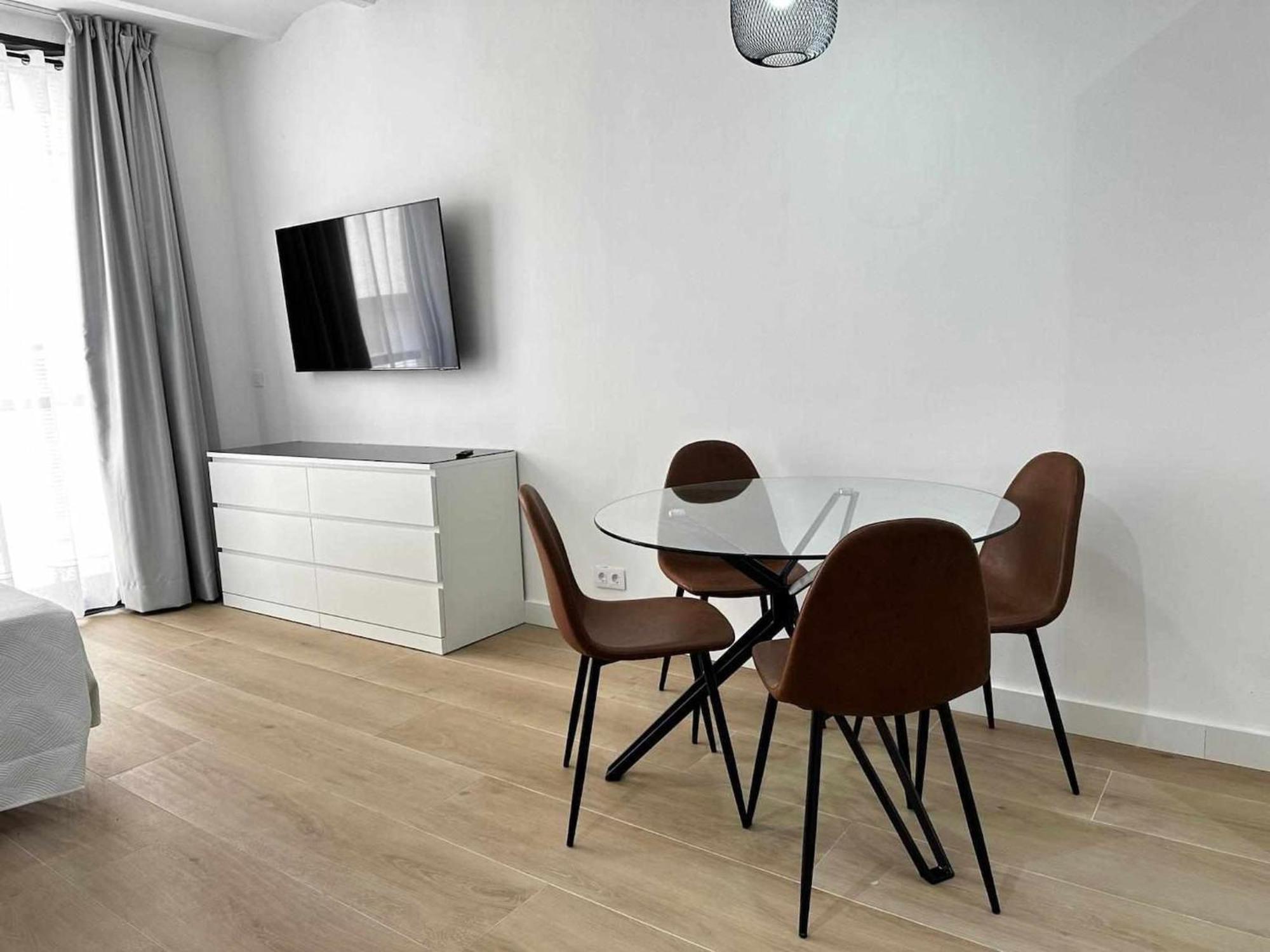 A H Rentals Picasso Apartamento Vinarós Exterior foto
